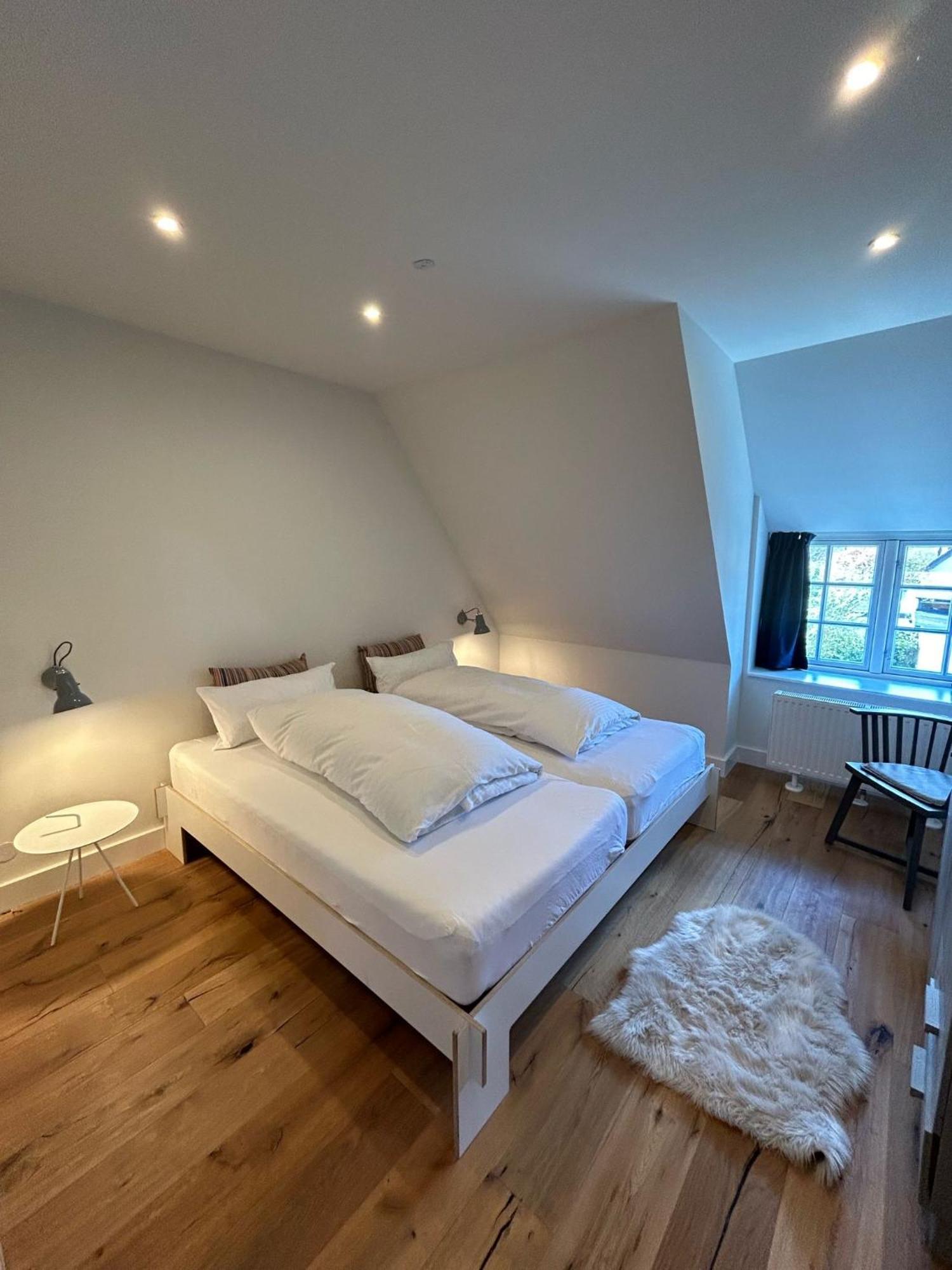 Appartement Kapitaenshaus Von 1712 - Neu Saniert à Nieblum Extérieur photo